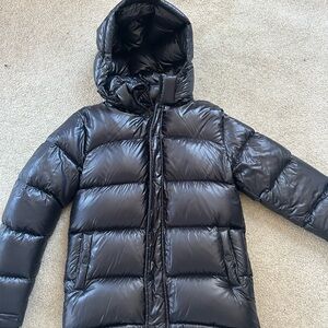 Black Aritzia Super Puff